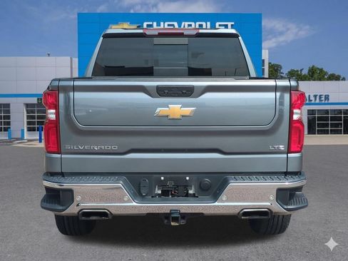 Used 2021 Chevrolet Silverado 1500 LTZ w/ Z71 Off-Road Package AWD/4WD image 5