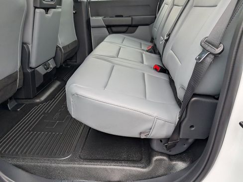 New 2026 Ford F250 XL w/ XL Chrome Package image 6