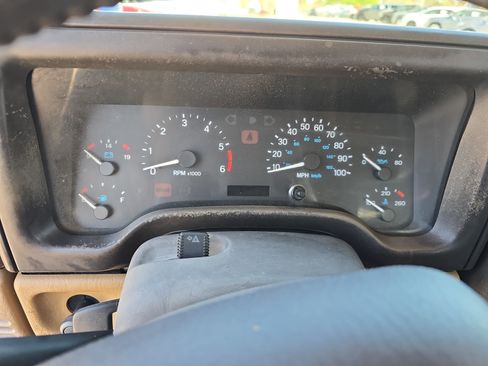 Used 2000 Jeep Wrangler SE image 21