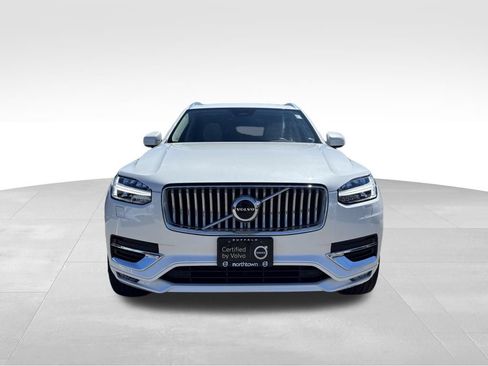 Certified 2024 Volvo XC90 B5 Core w/ Climate Package AWD/4WD image 5