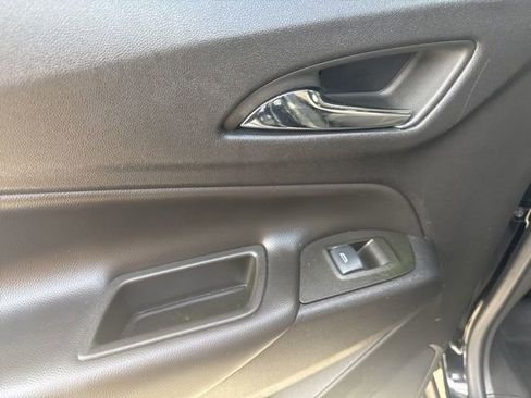 Used 2024 Chevrolet Equinox LT AWD/4WD image 25