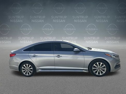 Used 2017 Hyundai Sonata Limited FWD image 38