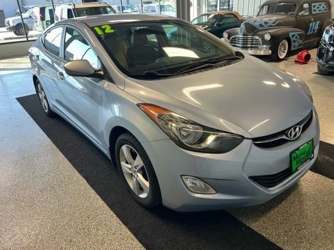 Used 2012 Hyundai Elantra GLS w/ Preferred Pkg 3 image 2