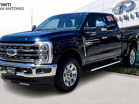 Used 2024 Ford F250 Lariat w/ Chrome Package AWD/4WD image 13