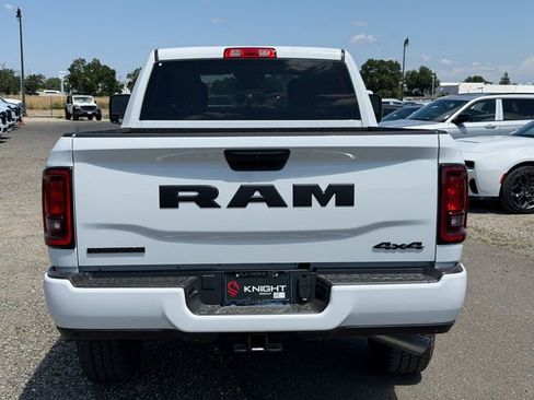 New 2026 RAM 3500 Big Horn AWD/4WD image 12