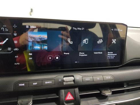 Used 2025 Kia K4 EX FWD image 25