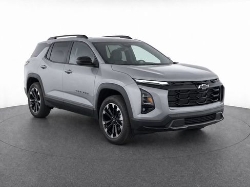 Used 2025 Chevrolet Equinox RS w/ Convenience Package III FWD image 2
