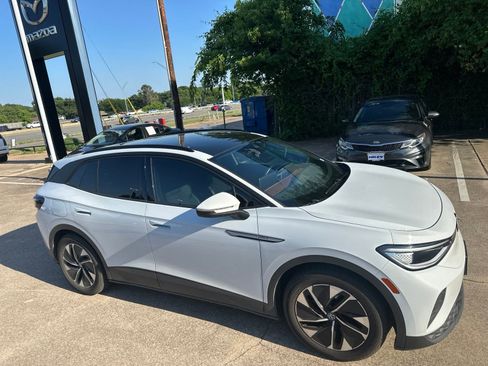 Used 2021 Volkswagen ID.4 Pro S RWD image 5