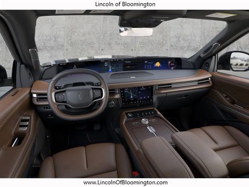 New 2025 Lincoln Navigator L Reserve image 9