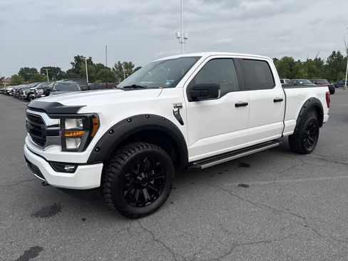 Used 2023 Ford F150 XLT w/ Trailer Tow Package AWD/4WD image 8