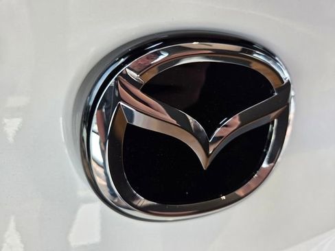 New 2026 MAZDA MAZDA3 2.5 S Sedan w/ Preferred Pkg image 9