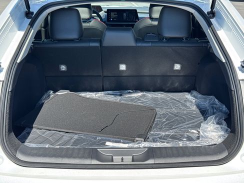New 2026 Toyota Prius Plug-In Hybrid FWD image 14