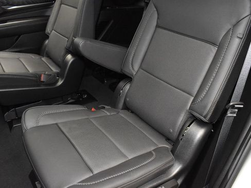 Used 2023 GMC Yukon Denali AWD/4WD image 41