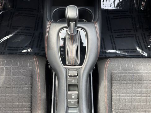 Used 2025 Honda HR-V Sport image 22