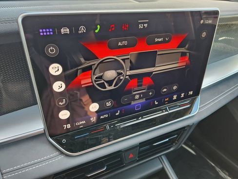 New 2026 Volkswagen Tiguan SE AWD/4WD image 10