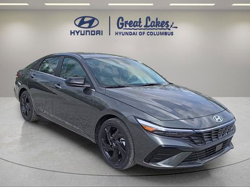 New 2026 Hyundai Elantra SEL Sport Premium w/ Cargo Package FWD image 7