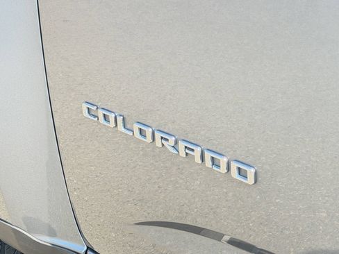 Used 2021 Chevrolet Colorado LT w/ LT Convenience Package RWD image 33