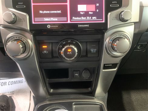 Used 2024 Toyota 4Runner SR5 image 25