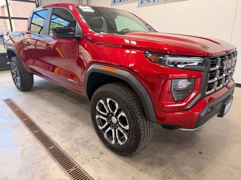 Used 2024 GMC Canyon AT4 w/ Technology Package AWD/4WD image 2