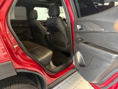 Used 2021 Chevrolet TrailBlazer RS w/ Sun and Liftgate Package image 26