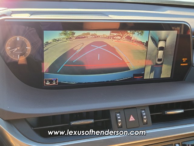 Used 2021 Lexus ES 300h w/ Accessory Package FWD image 27