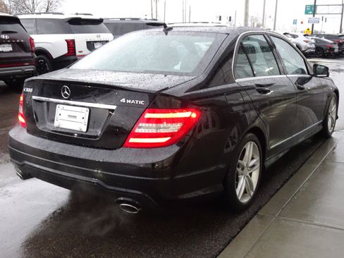 Used 2013 Mercedes-Benz C 300 Sport image 5