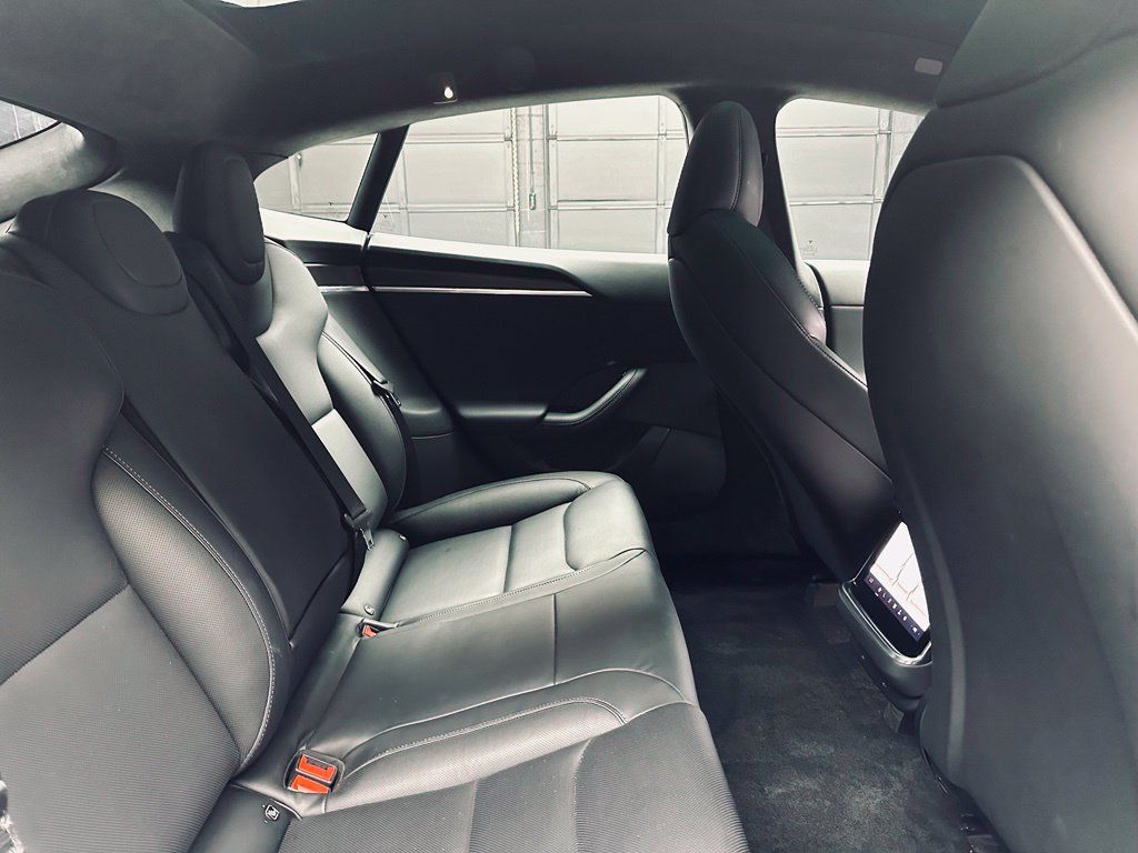 Used 2022 Tesla Model S Plaid AWD/4WD image 18