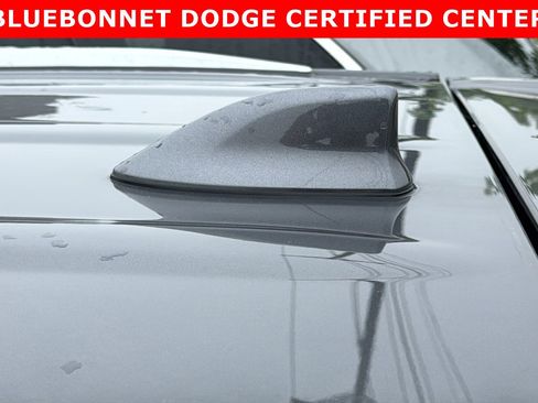 Used 2023 Toyota Highlander XLE FWD image 17