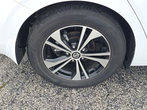 Used 2023 Nissan Sentra SV image 10