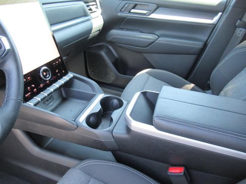 Used 2026 GMC Terrain Elevation FWD image 16