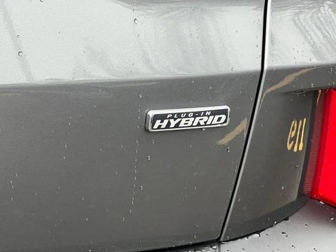 New 2026 Ford Escape SE image 8