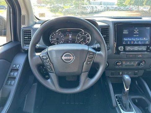 Used 2022 Nissan Frontier S w/ Technology Package AWD/4WD image 15