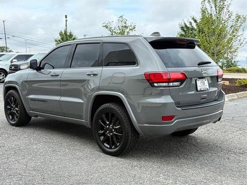 Certified 2021 Jeep Grand Cherokee Laredo X RWD image 5