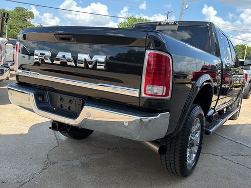 Used 2018 RAM 2500 Limited AWD/4WD image 3