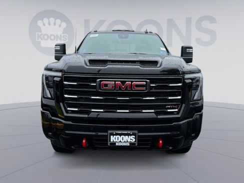 New 2026 GMC Sierra 2500 AT4 w/ Technology Package AWD/4WD image 11