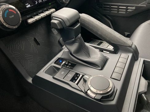 New 2026 Toyota Tacoma SR AWD/4WD image 24