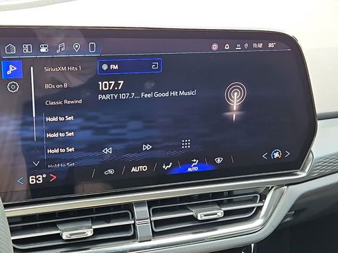 New 2026 Chevrolet Equinox EV LT FWD image 15
