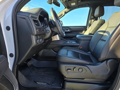 Used 2022 Chevrolet Tahoe Z71 w/ Luxury Package image 20