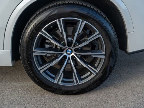 Used 2023 BMW X5 xDrive40i w/ M Sport Package image 10