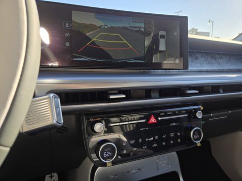 New 2026 Hyundai Ioniq 9 Calligraphy image 19