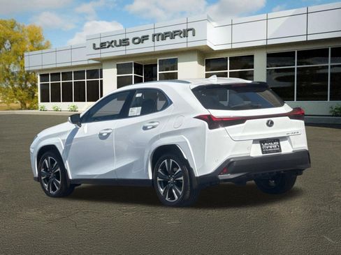 New 2026 Lexus UX 300h AWD image 3