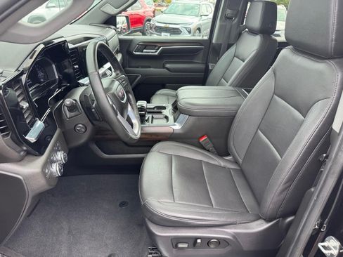 Used 2024 GMC Sierra 1500 SLT w/ SLT Convenience Package AWD/4WD image 7