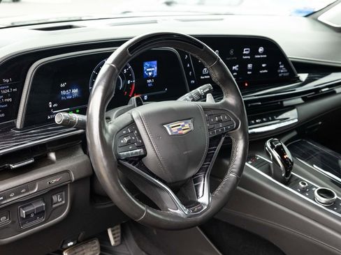 Used 2023 Cadillac Escalade ESV V AWD/4WD image 22