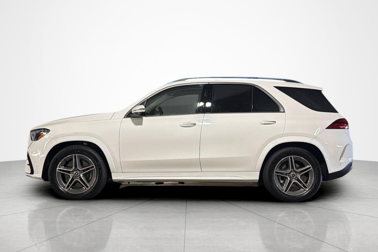 New 2026 Mercedes-Benz GLE 450 4MATIC image 2