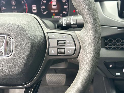 Certified 2023 Honda Accord EX image 10