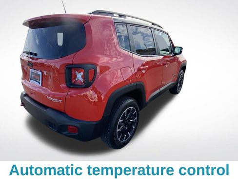 Used 2023 Jeep Renegade Trailhawk image 7