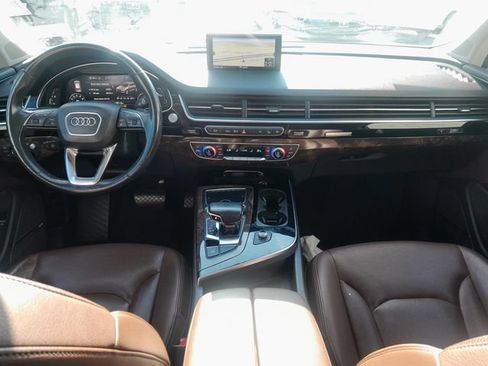 Used 2018 Audi Q7 3.0T Prestige w/ Prestige Package AWD/4WD image 21