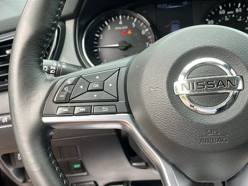 Used 2017 Nissan Rogue Sport SL w/ SL Premium Package AWD/4WD image 14
