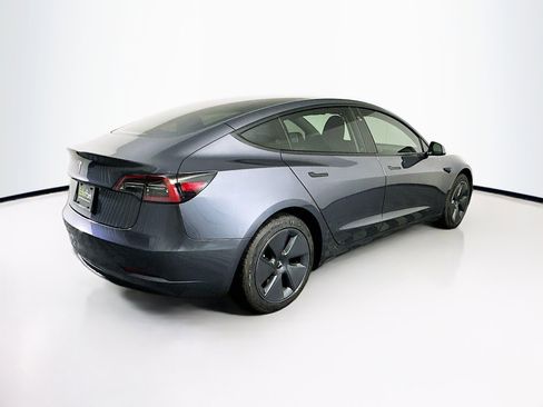 Used 2023 Tesla Model 3 Standard Range image 9