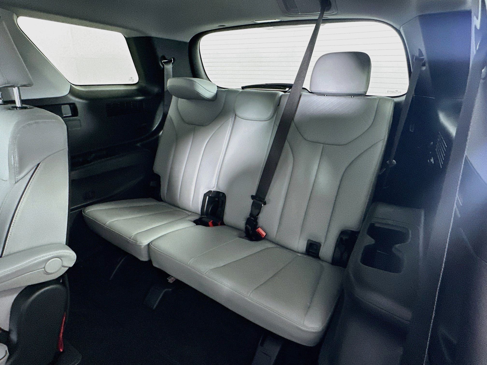 Used 2025 Hyundai Palisade SEL FWD image 30